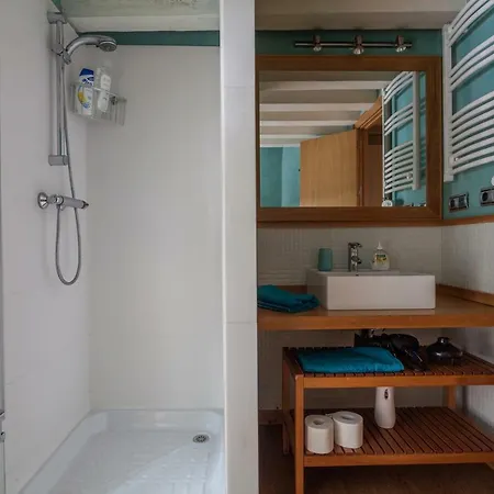 Muralla - Wall Apartment