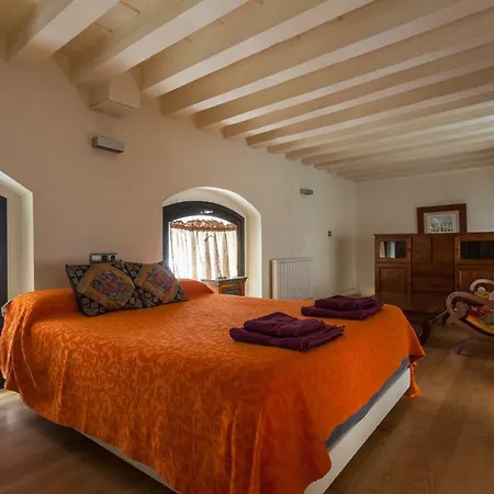 Apartment Muralla - Wall *